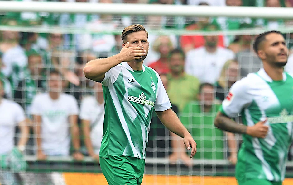 Niclas Füllkrug hat in Bremen auf einen Teil seines Gehalts verzichtet.  