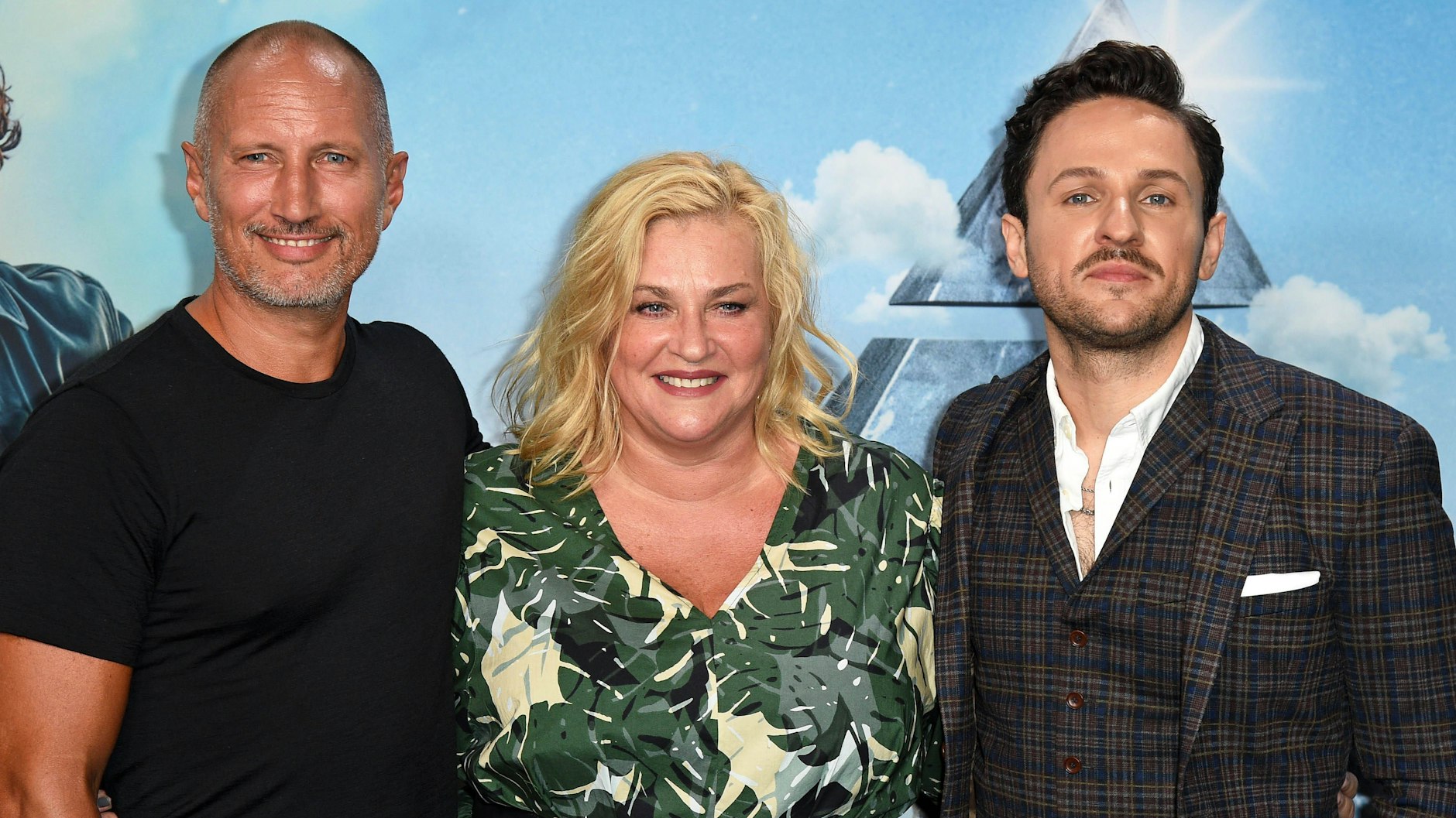Die Hauptdarsteller Benno Fürmann (l.), Petra Kleinert und Dimitrij Schaad bei der Weltpremiere des Films „Die Känguru-Verschwörung“ im Zoo-Palast Berlin.