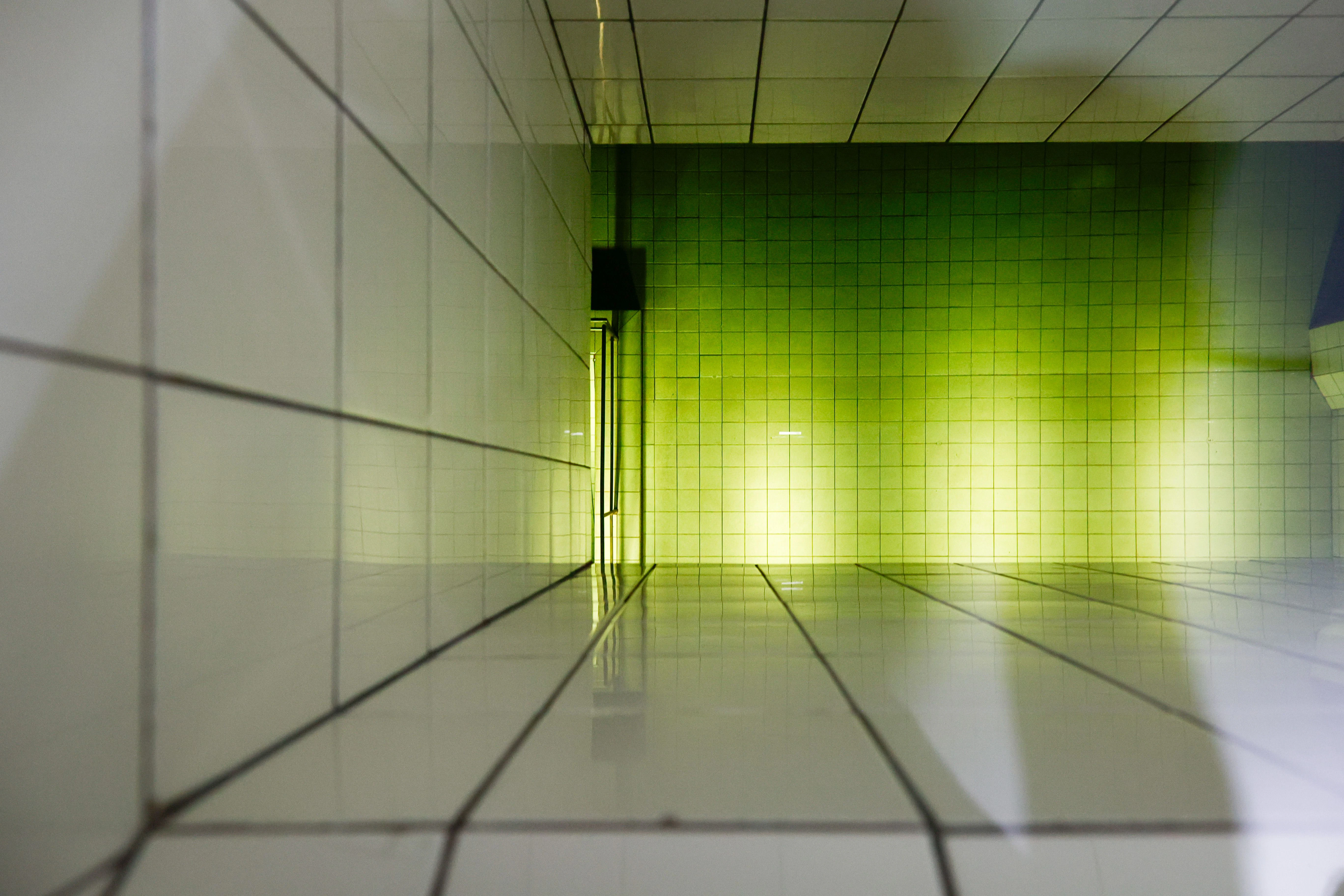 Blick in die Tiefe: Das Reinwasserbecken ist eine Vorratskammer, sie ist fünf Meter tief und mehr als 100 Meter lang.