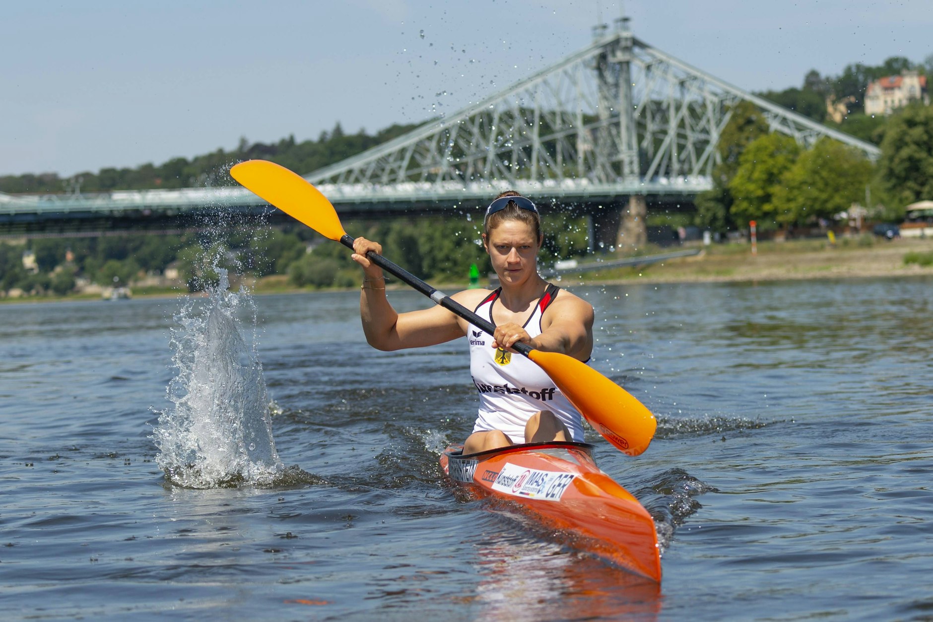 Sie hat gekämpft und trotzdem muss sie aufgeben. Die Olympia-Zweite Steffi Kriegerstein hört wegen Long Covid mit dem Kanu-Sport auf.
