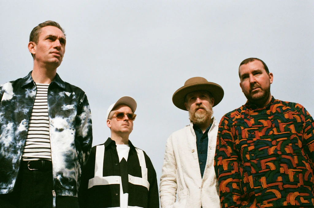 Der Psychopartykeller ist politisch: die neue Platte von Hot Chip haut rein