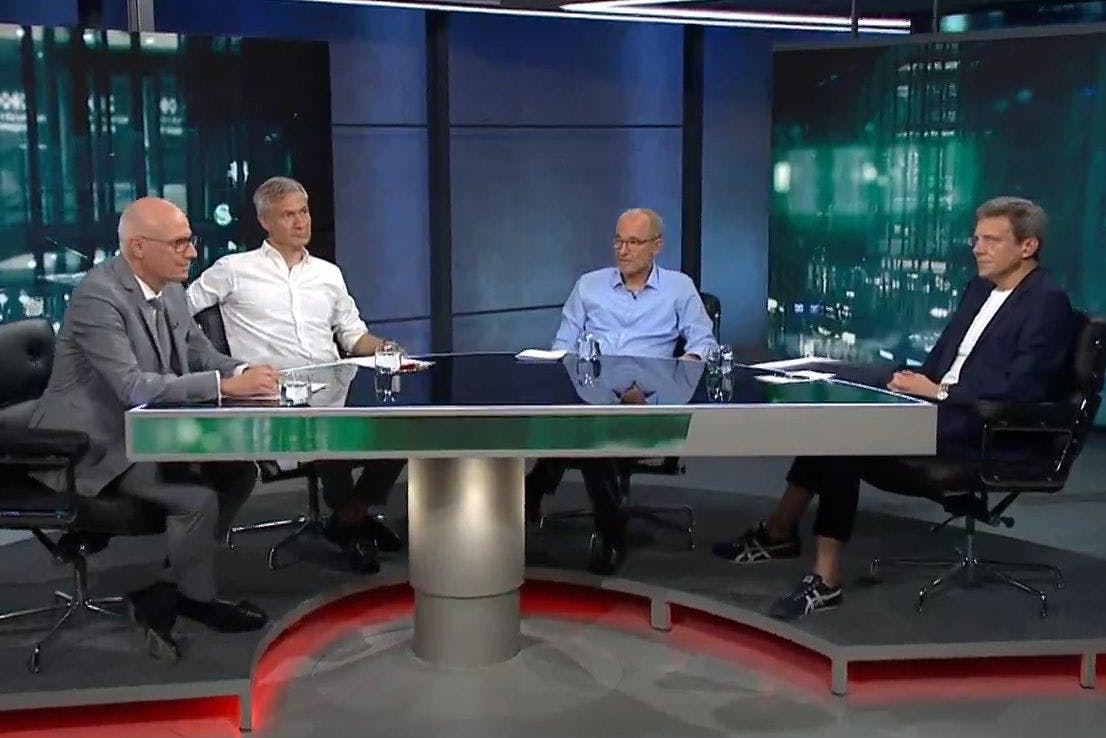 Über den RRB diskutierten Hagen Brandstäter (geschäftsführender rbb-Intendant), Jan Schulte-Kellinghaus (rbb-Programmdirektor), Rene Althammer (rbb-Redakteur, Leitung des „Teams-Recherche“ zur Aufklärung der Vorgänge), Ulf Poschardt (Chefredakteur WELTN24), Bettina Schmieding (Medienredakteurin beim Deutschlandfunk), Annette Dittert (ARD-Studio London).