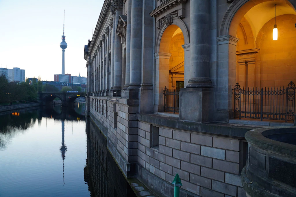 Kaltes Wasser und Licht aus: Berlin will Energie sparen