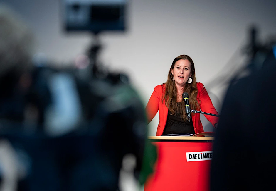 Wer hat ihre Reiseroute geleakt? Janine Wissler, Vorsitzende der Linken, wollte mit Parteikolleginnen in die Ukraine reisen. Doch der Zug fuhr ohne sie ab.