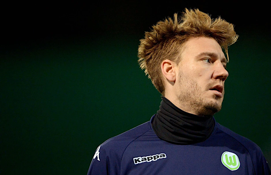 ARCHIV - Der Däne Nicklas Bendtner spielte zwischen 2014 und 2016 für den Vfl Wolfsburg.  