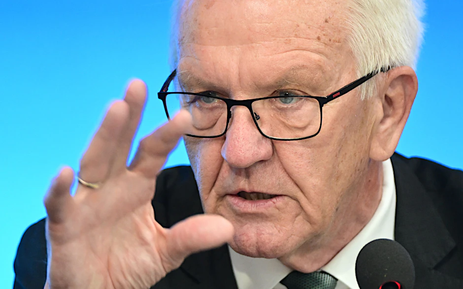 Winfried Kretschmann (Grüne) hat sich wieder zum Thema Duschen geäußert.