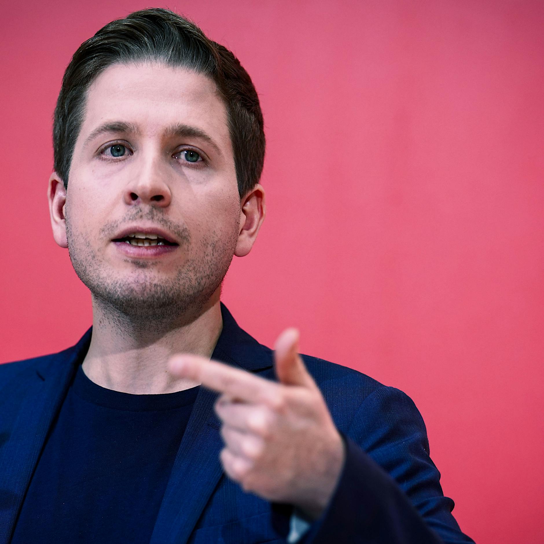 Kubicki gegen Waschlappen-Rat – Kühnert mag keine Duschtipps