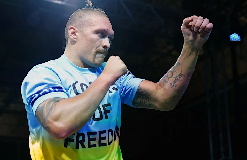 ARCHIV - Ukrainische Boxer Oleksandr Usyk beim Training.  