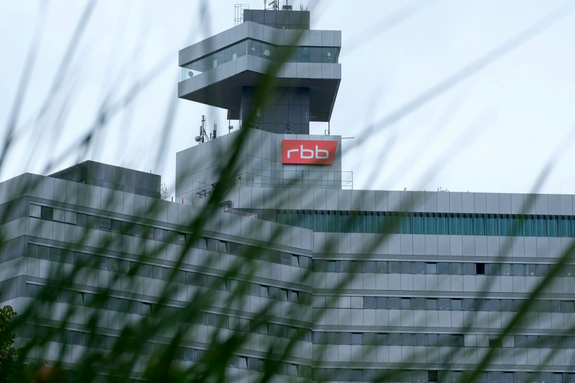RBB - Rundfunk Berlin Brandenburg.