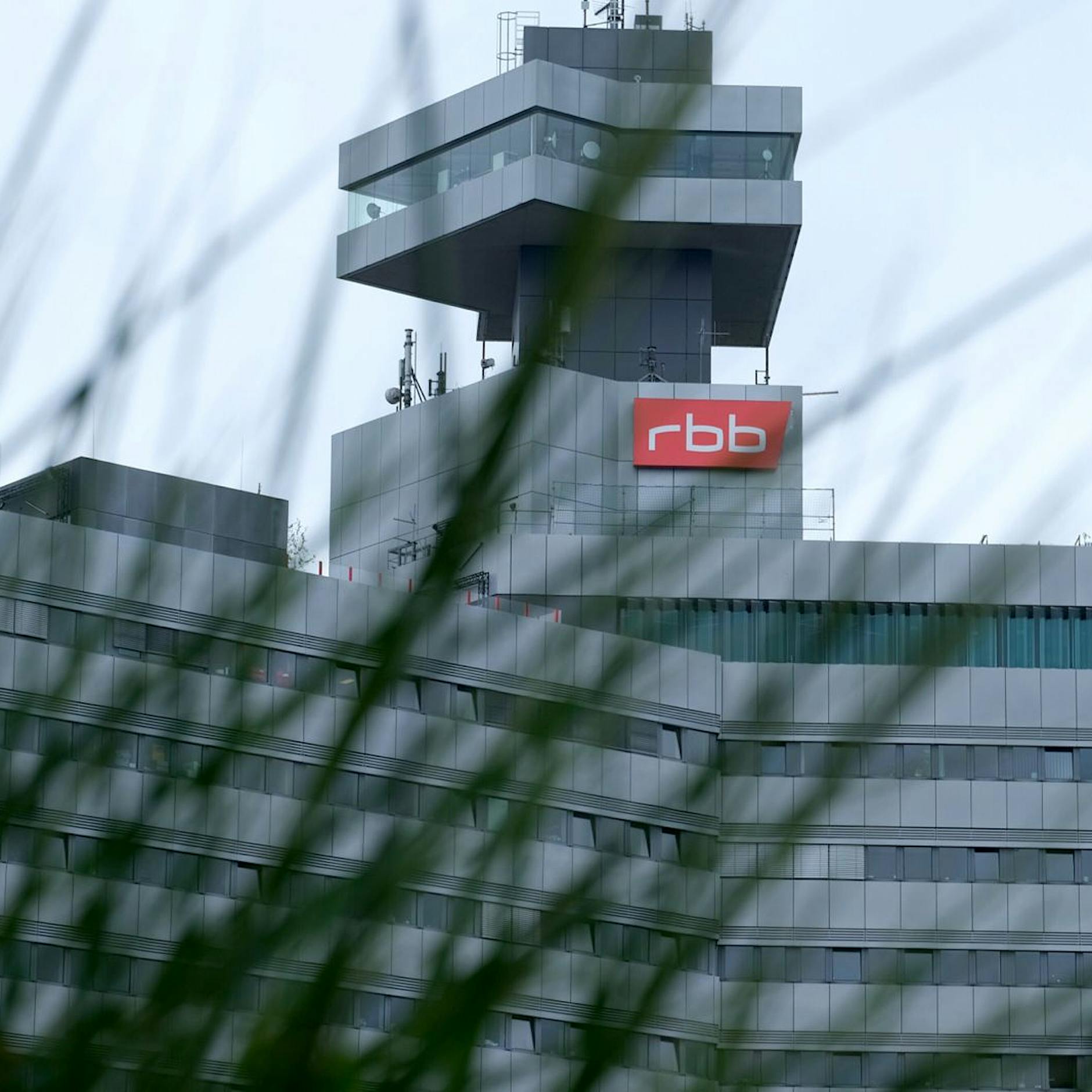 Arbeitsgericht: RBB verlangt Geld von Ex-Direktoren zurück