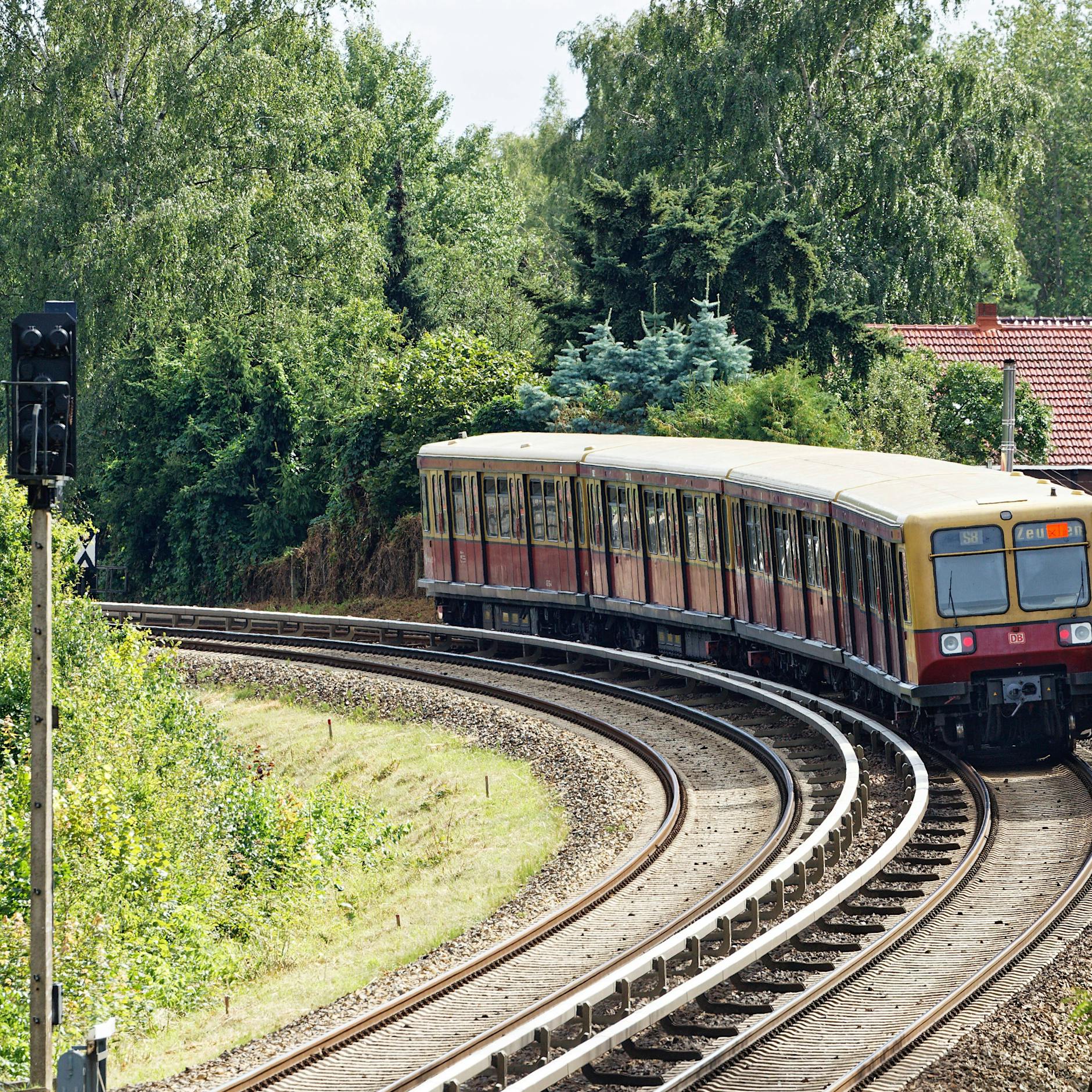 Kabel-Diebe sorgen für S-Bahn-Chaos im Norden von Berlin – DIESE Linien sind betroffen