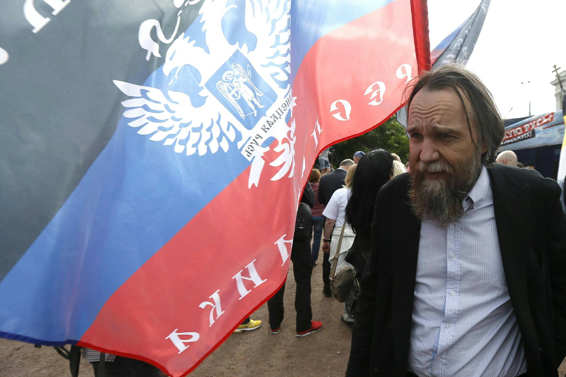 Alexander Dugin ist der Vater von Darya Dugina, die bei einem Anschlag getötet worden sein soll.