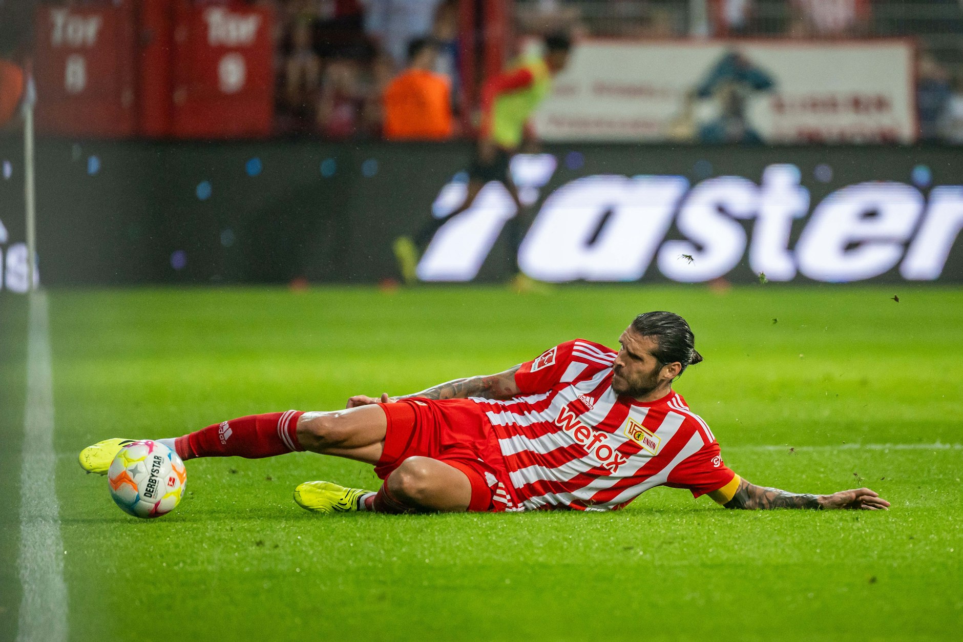 Jede Grätsche, jeder Zweikampf von Christopher Trimmel &amp; Co. wurde von den Rängen bejubelt, als gäbe es kein Morgen mehr.