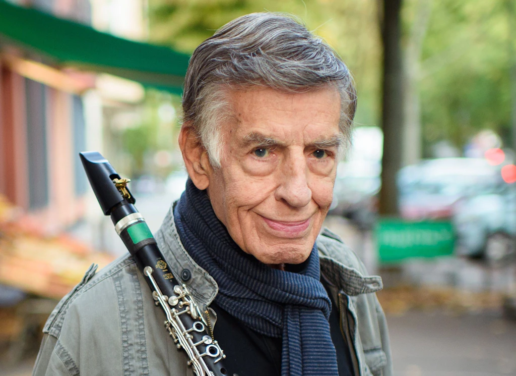 Jazz-Gott Rolf Kühn (92) ist tot! Er war Musikalischer Leiter im Theater des Westens Berlin und langjähriger Ehemann von Judy Winter