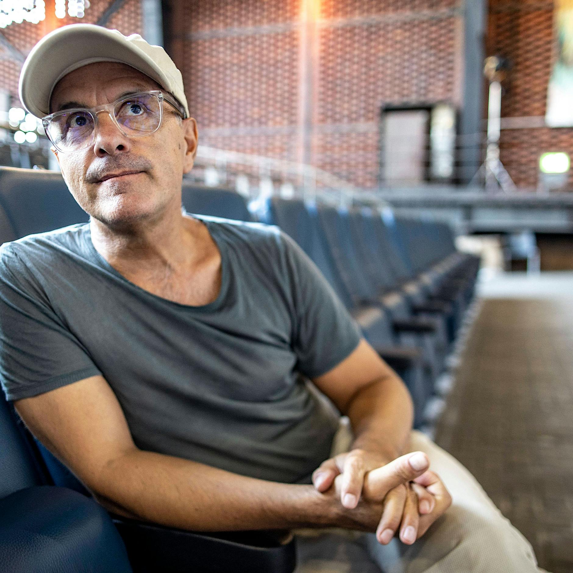 „Ich mag Figuren, die ein bisschen schief ins Leben gebaut worden sind“