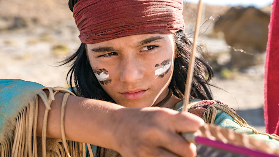 Mika Ullritz in „Der junge Häuptling Winnetou“: Fransenjacke und Kriegsbemalung gibt es jetzt nur noch im Kino.