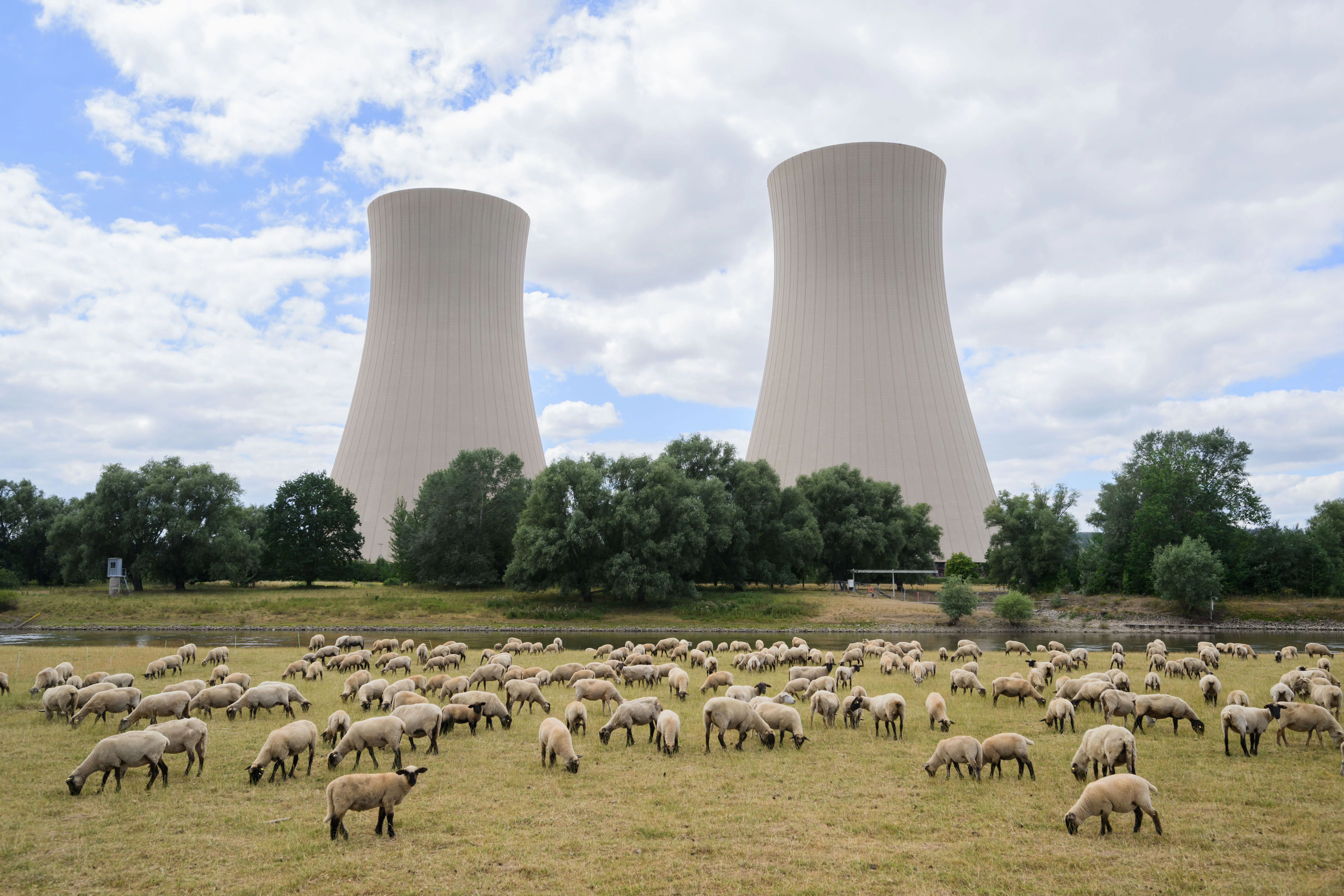 Das Atomkraftwerk Grohnde.