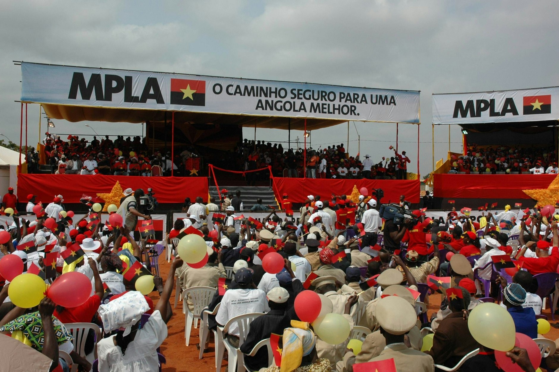 Eine Wahlkampfveranstaltung der MPLA, die seit fast fünf Jahrzehnten die Kontrolle über das Land hat.
