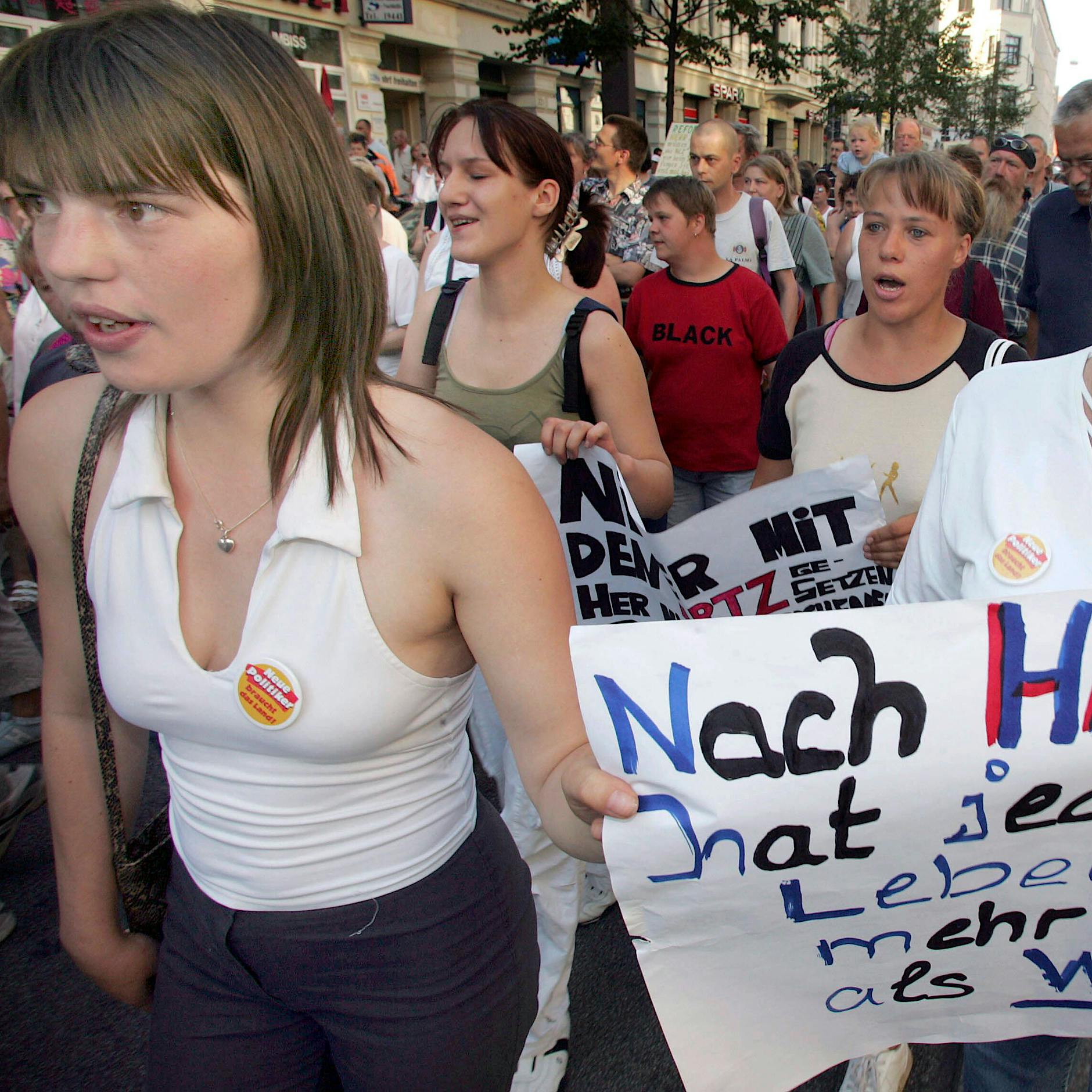 Linke und AfD starten Demos: „Die Menschen sollten sich wehren“