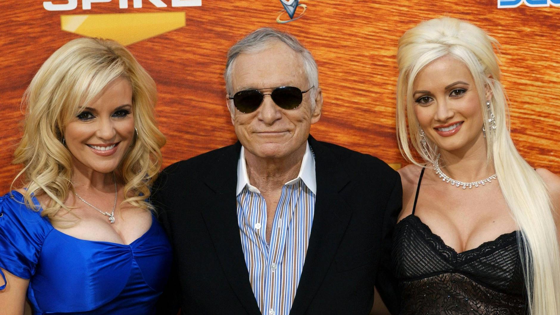Ex-Playmates packen aus: Hugh Hefner hauste im Orgien-Schlafzimmer wie ...