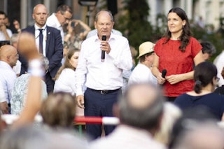 „Niemand hat vor...“: Werden jetzt unsere Politiker wie Walter Ulbricht und Erich Honecker?