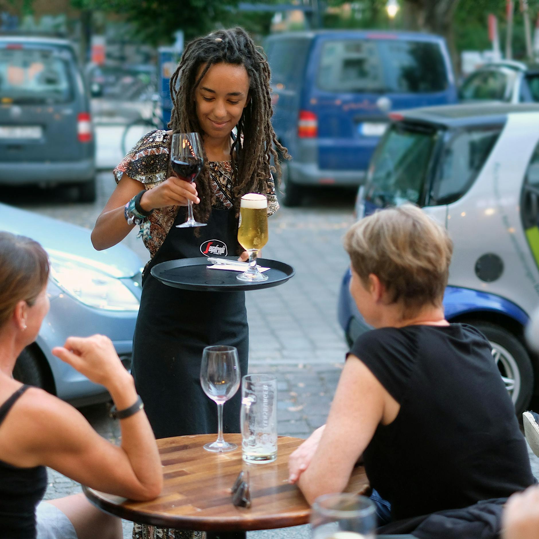 Einen Tag Kellnern in einer Kreuzberger Pizzeria: „Hallo! Warum dauert das so lange?“