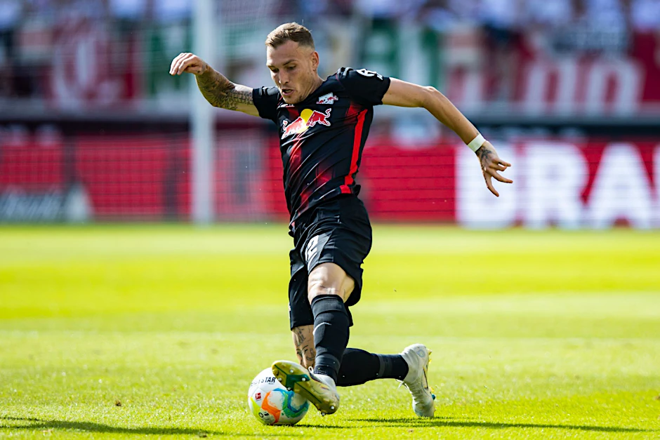 ARCHIV - Er macht es mit Köpfchen: Fußball-Profi David Raum hat für seinen schnellen Aufstieg zum Nationalspieler vor allem seine mentale Einstellung verantwortlich gemacht.   - Nutzung nur nach schriftlicher Vereinbarung mit der dpa