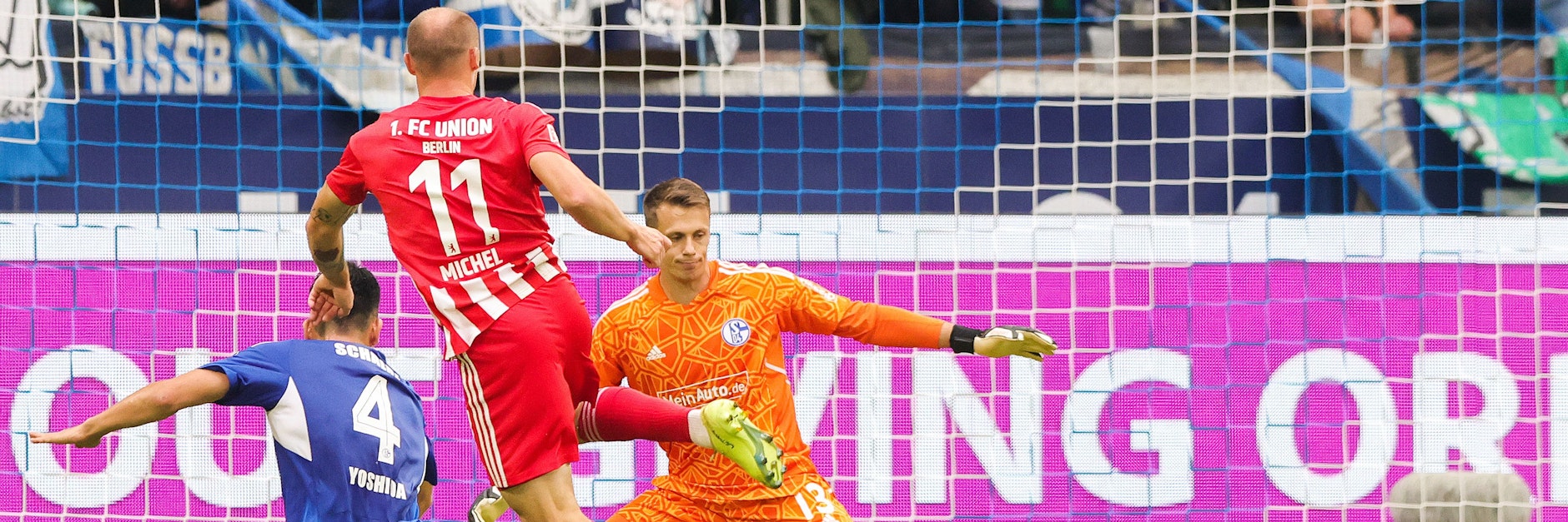 Wieder einmal muss Ex-Herthaner Alexander Schwolow hinter sich greifen. Sven Michel schießt das 5:1 für den 1. FC Union.&nbsp;