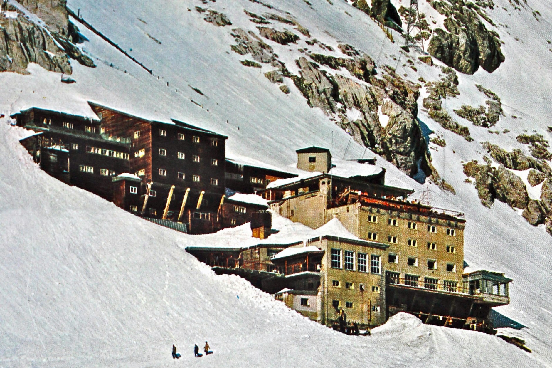 Das Schneefernerhaus auf der Zugspitze.