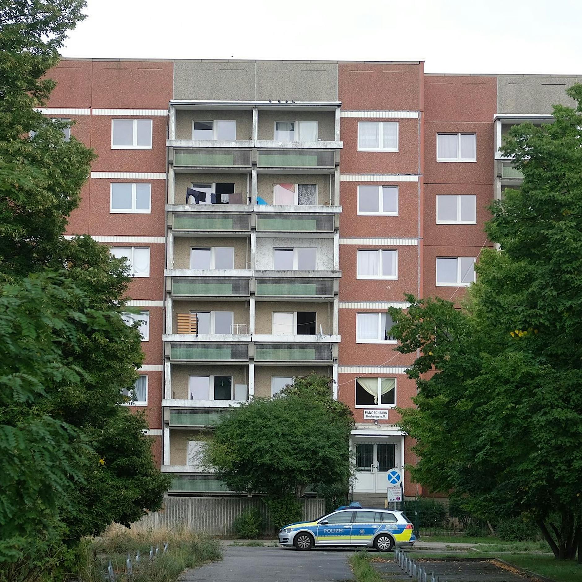 „Menschenverachtend“: Unbekannte verüben Anschlag auf Flüchtlingsunterkunft