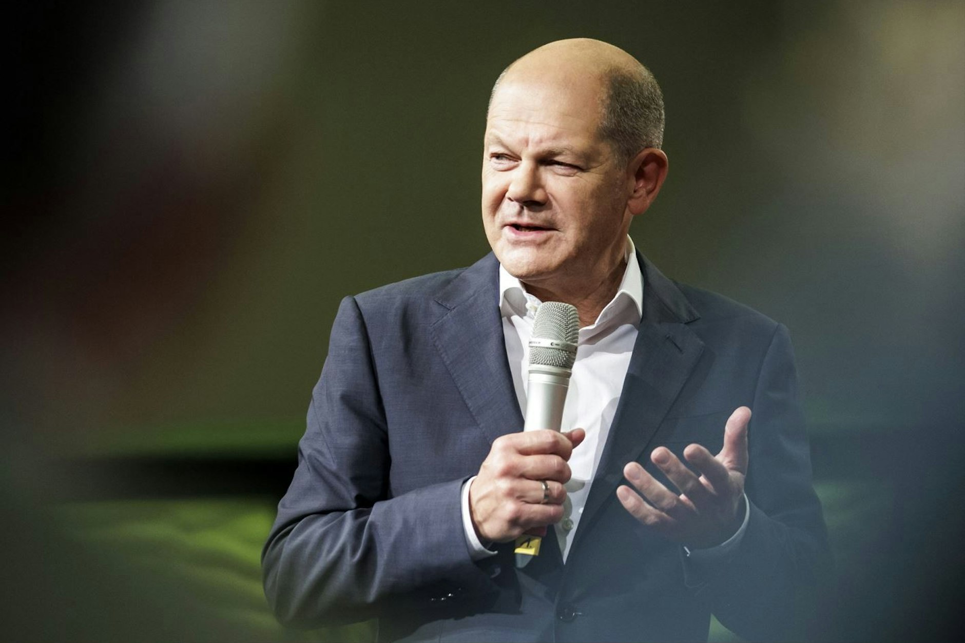 Die SPD von Kanzler Olaf Scholz will mit ihrem neuen Hilfspaket vor allem ärmere Bürgerinnen und Bürger entlasten.