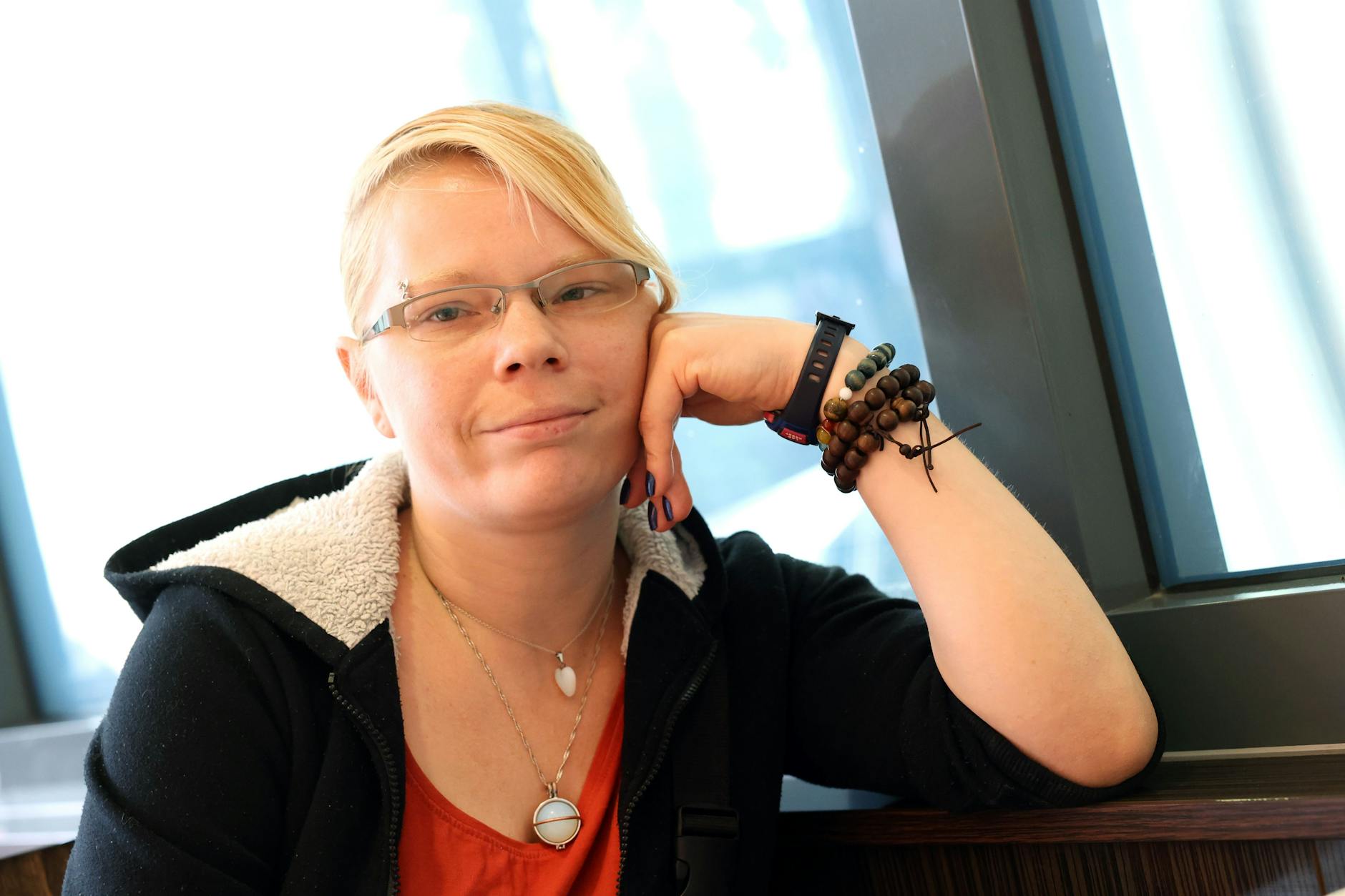 Ein wenig zufriedener, ein wenig gesünder ist Long-Covid-Patientin Romy Lausecker inzwischen.