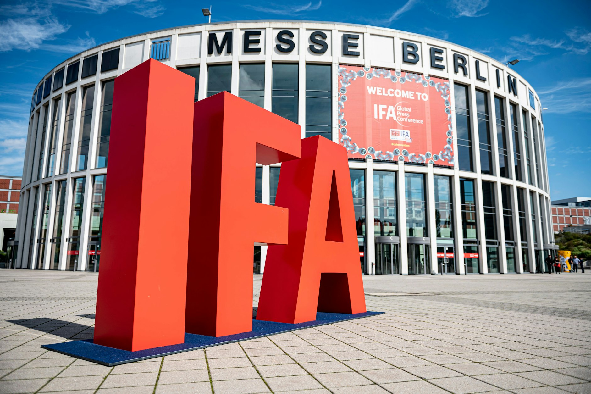 Die Messe Berlin bereitet sich wieder auf die IFA vor. Ausgerechnet jetzt finden dort Untersuchungen zur RBB-Affäre statt.