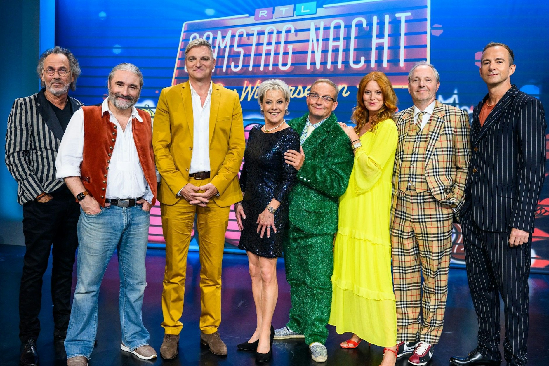 Das Wiedersehen von „RTL Samstag Nacht“: Hugo Egon Balder, Tommy Krappweis, Stefan Jürgens, Tanja Schumann, Wigald Boning, Esther Schweins, Olli Dittrich und Mark Weigel (v.l.)