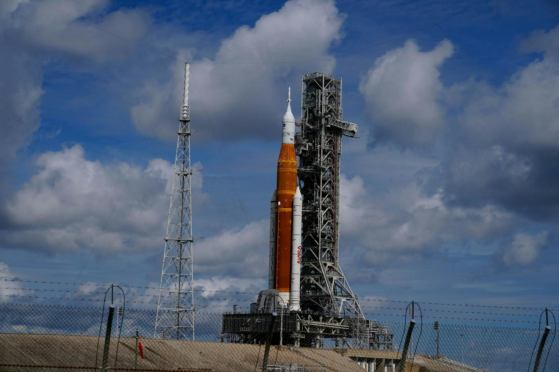 Die neue Nasa-Mondrakete auf der Startrampe 39-B im Kennedy Space Center in Cape Canaveral. Es ist 50 Jahre her, dass letztmals ein Mensch den Mond betreten hat.