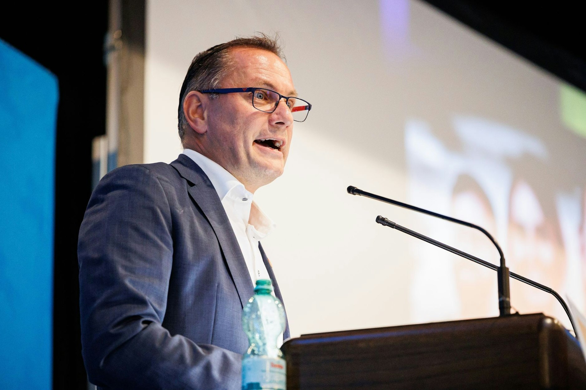 Der AfD-Bundesvorsitzende Tino Chrupalla. Die AfD ist dafür, die Sanktionen gegen Russland aufzuheben.