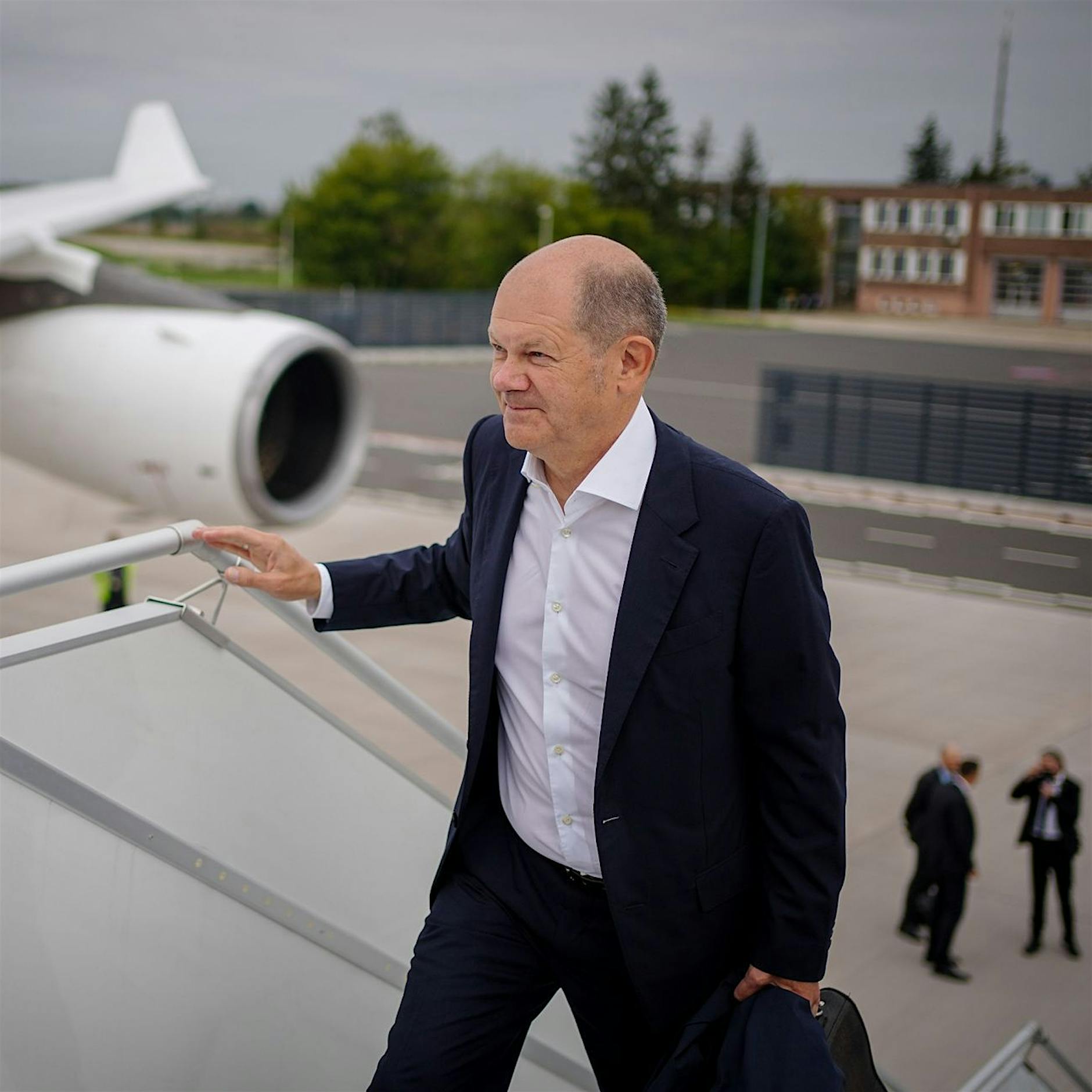 Scholz führt in Regierungsflieger Maskenpflicht wieder ein