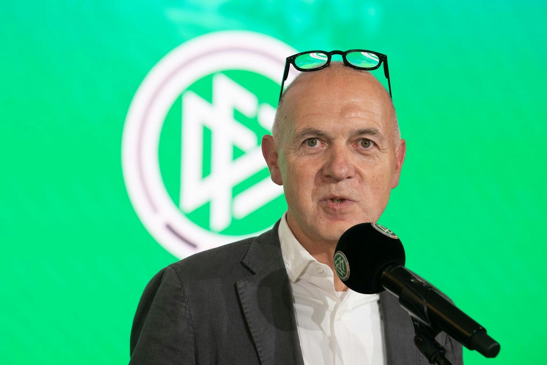 Bernd Neuendorf ist der Präsident des Deutschen Fußball-Bundes.