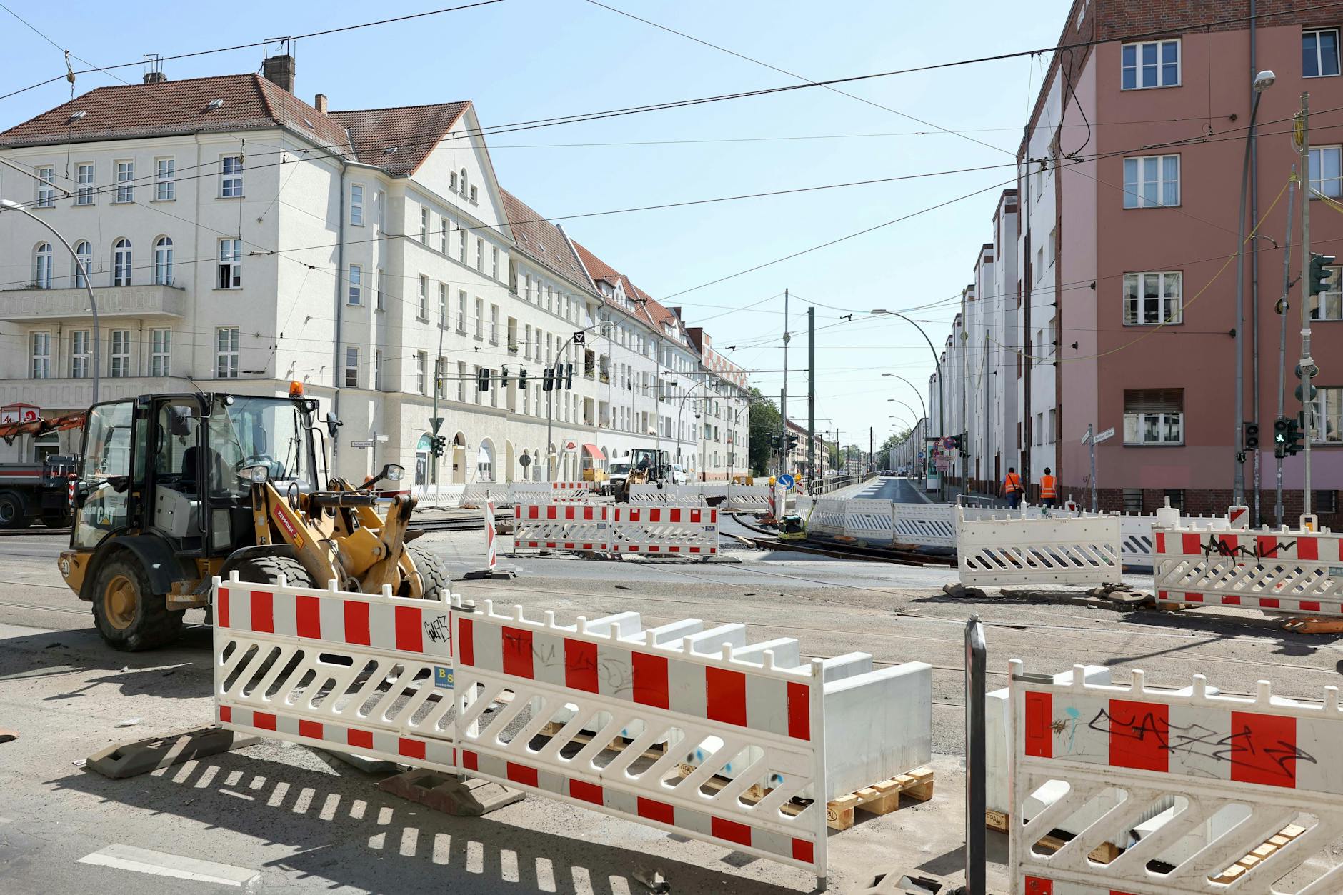 Eine Zumutung, auch ohne Baustelle: die Berliner Allee in Weißensee