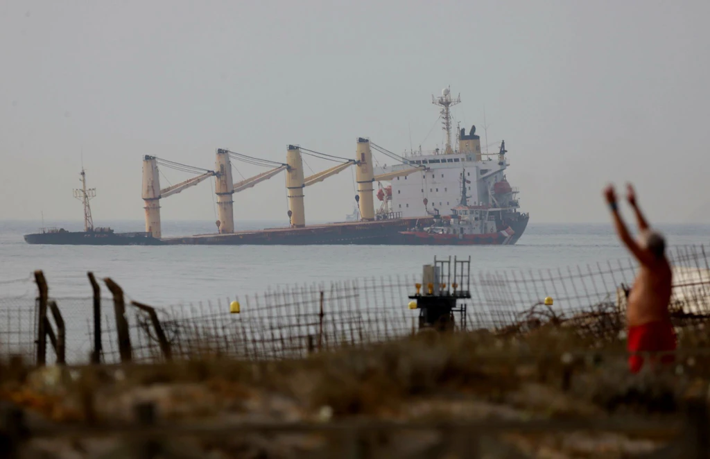Schiffskollision vor Gibraltar: Frachter gesunken – droht jetzt eine Ölpest?