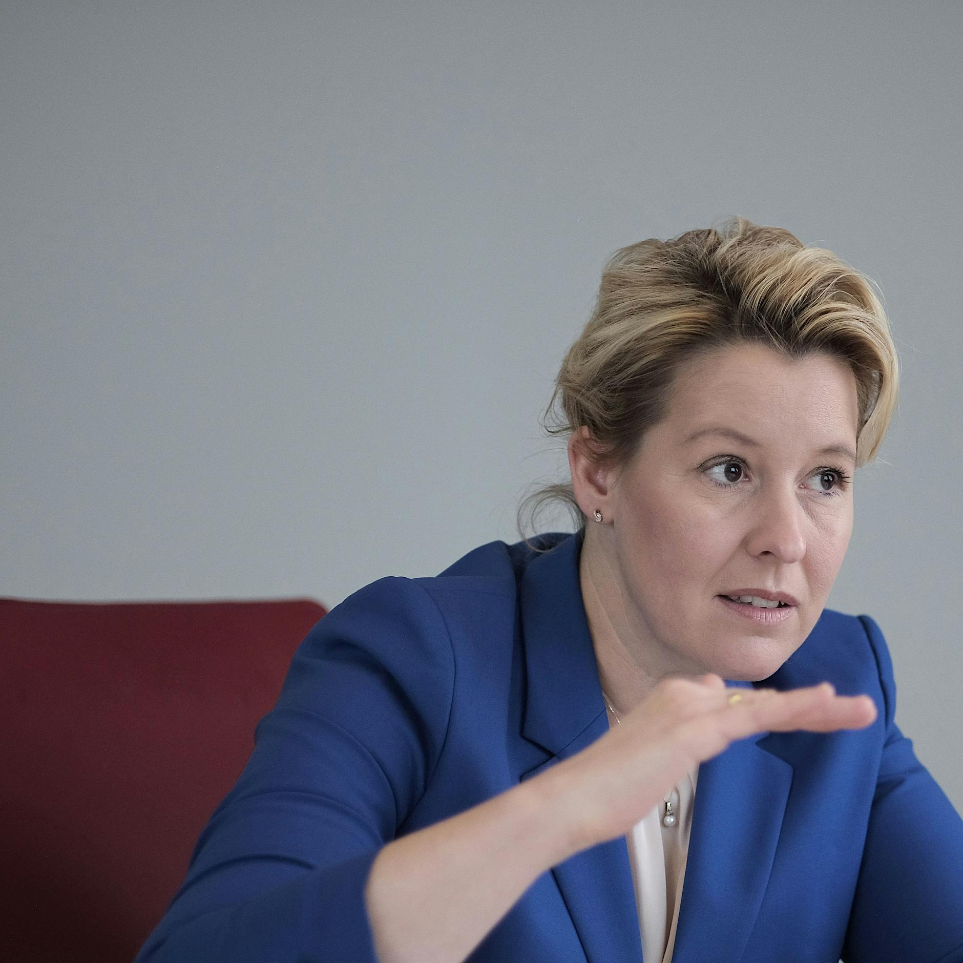 Franziska Giffey im Interview: Berlin hat drei Wochen, um das 9-Euro-Ticket zu retten
