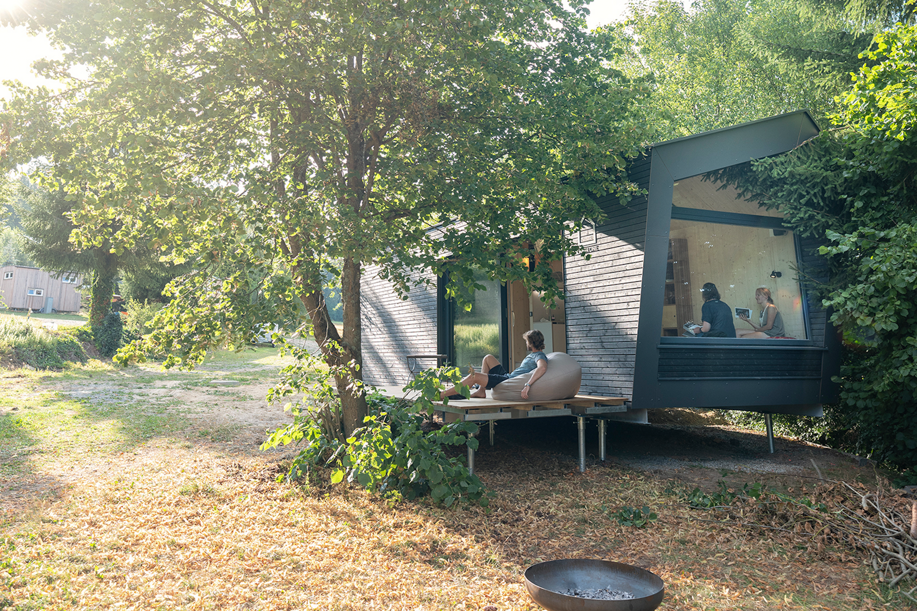 Mitten in der Natur: Das Tiny House vom Berliner Hersteller Cabin One ist 35 Quadratmeter groß.