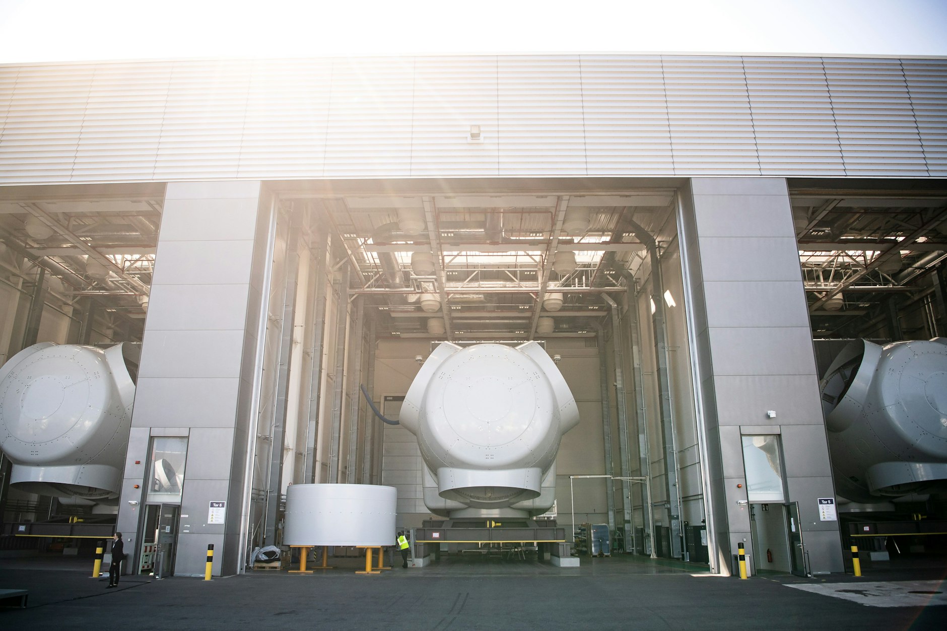 In Cuxhafen werden Teile für Offshore-Windkraft-Anlagen hergestellt.