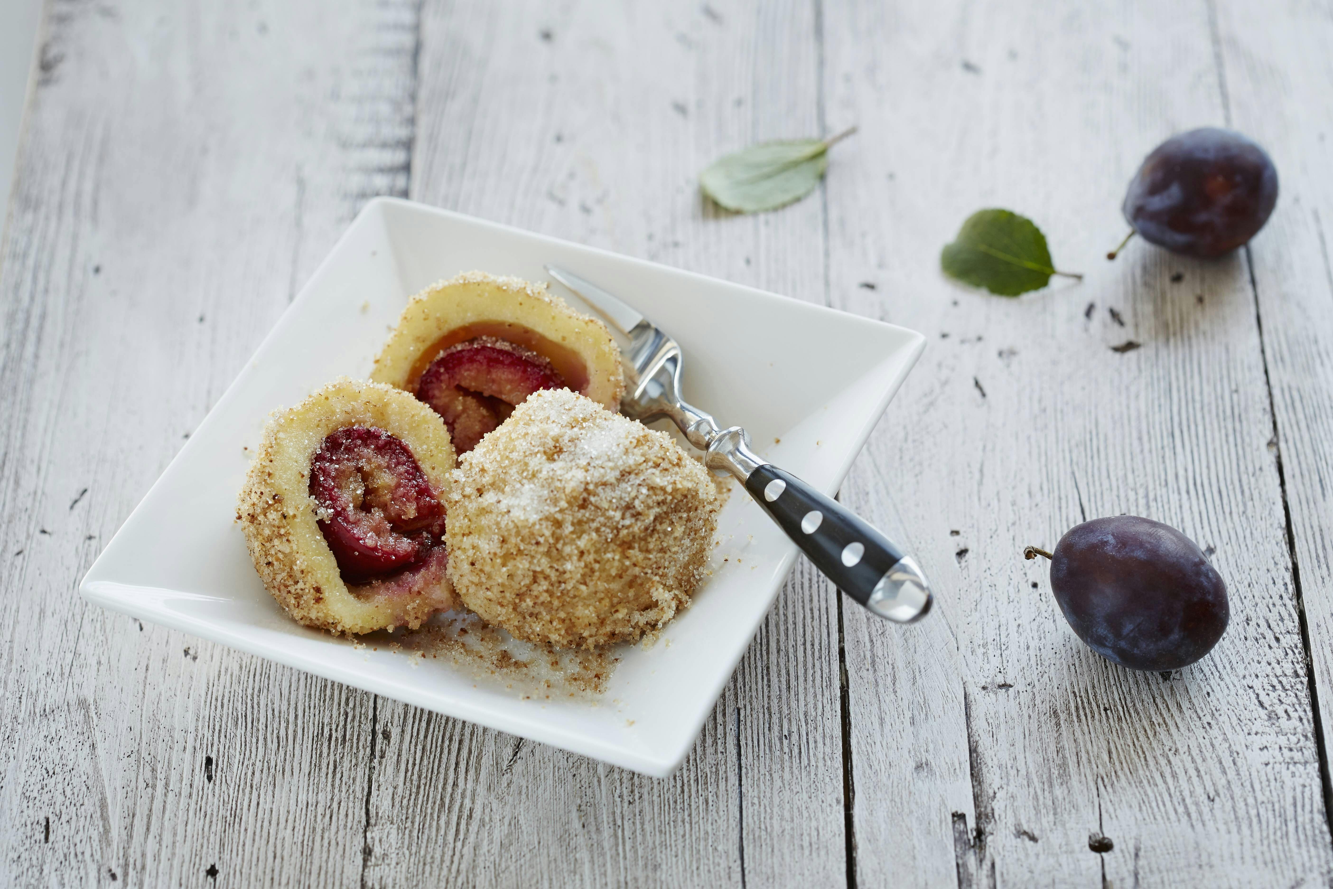 Einfaches Rezept für Zwetschgenknödel: So schmeckt der Klassiker wie in ...