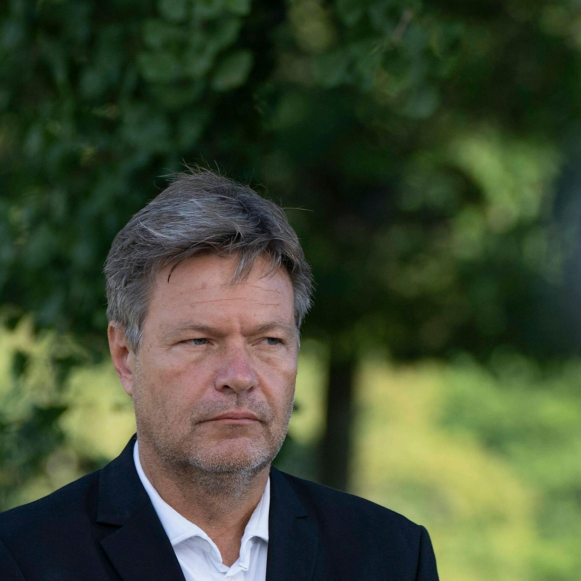 Verfassungsschutz ermittelt: Spionage in Habecks Ministerium?