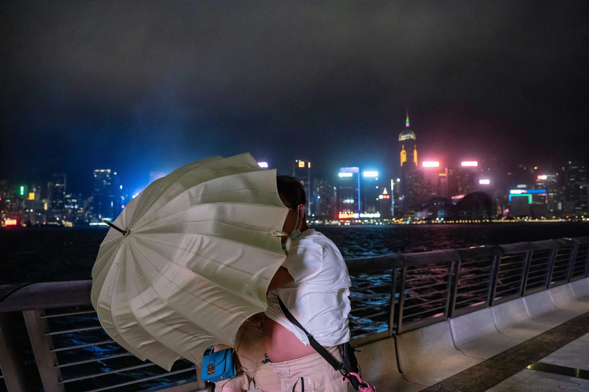 Tropenstürme wie hier in Hongkong ziehen derzeit auch rüber nach Europa, meinen Wetter-Experten.