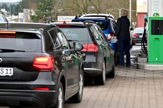 Tankrabatt-Ende: Lohnt sich jetzt wieder der Sprit-Trip nach Polen? So viel kosten Benzin und Diesel im Nachbarland