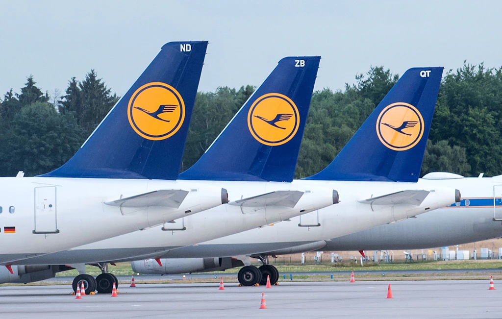 Alle Lufthansa-Flüge für Freitag auch am BER gestrichen: Das können Reisende nun tun