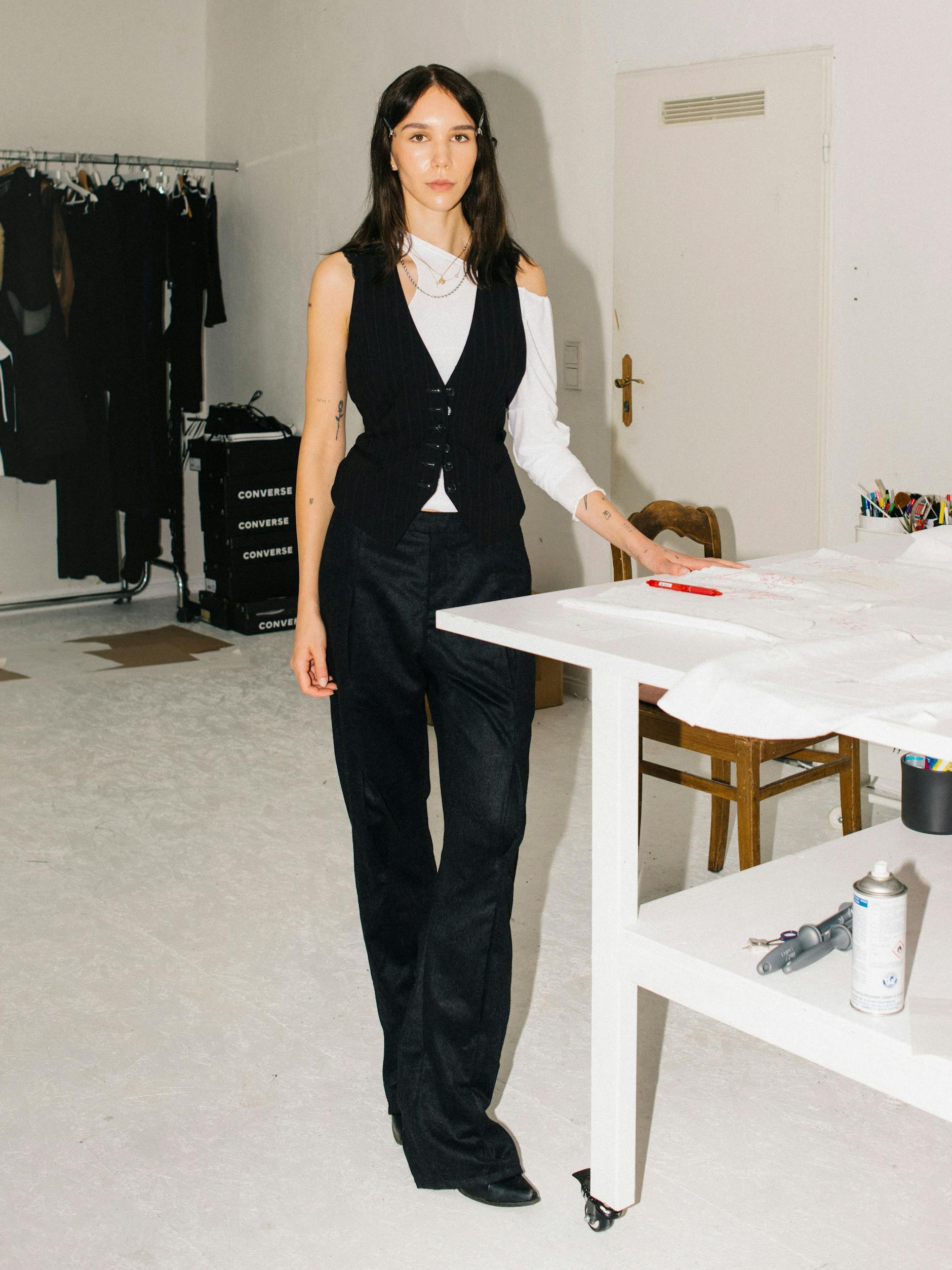 Designerin Rosa Dahl wirkt eineinhalb Wochen vor der Show gelassen.