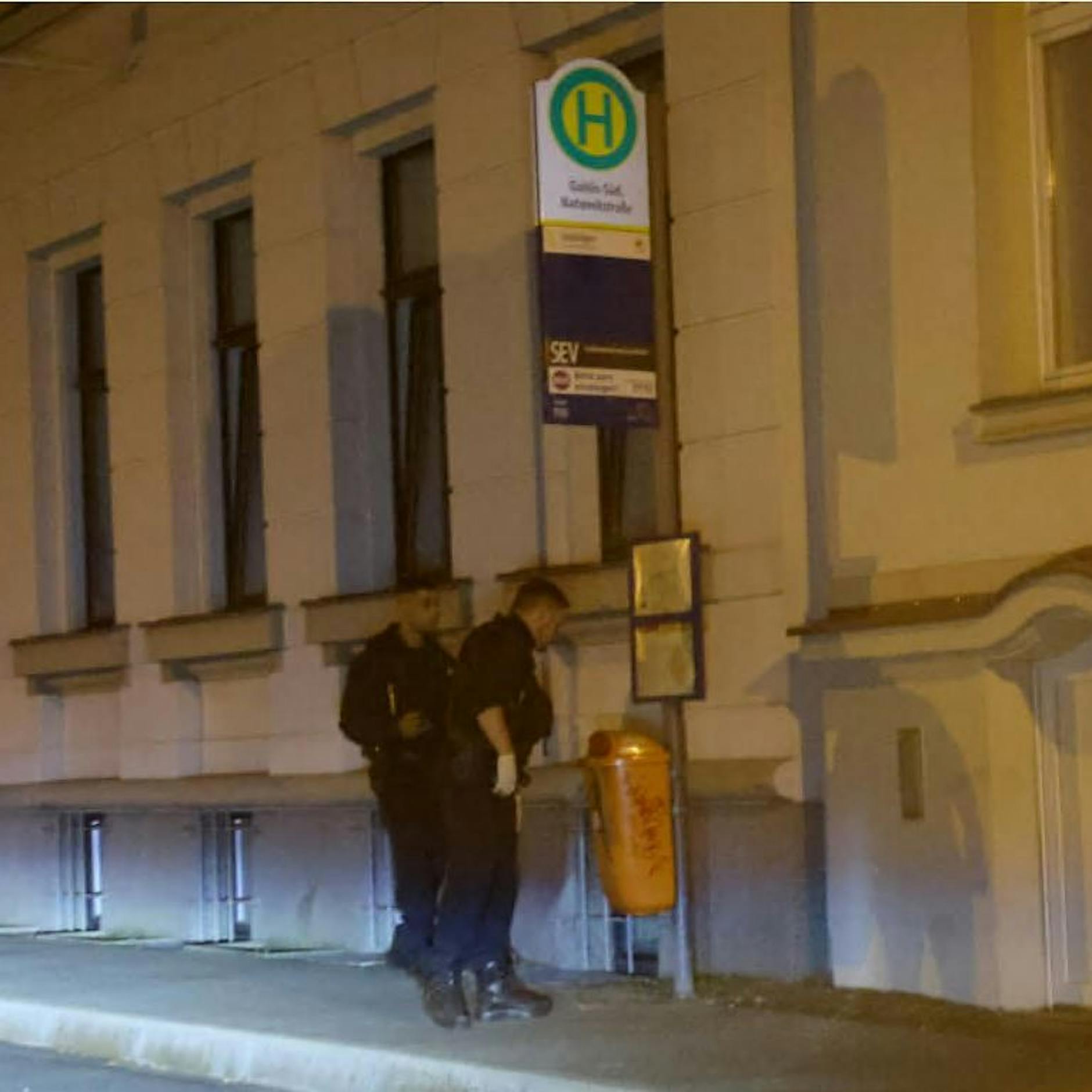 UPDATE +++ Baby aus Supermarkt verschwunden +++ Polizei-Großeinsatz in Leipzig +++ Aufatmen am Freitag +++ Säugling in Brandenburg gefunden!